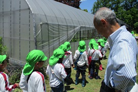 野田敦敬学長とあいさつ