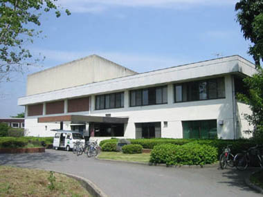 大学会館　２