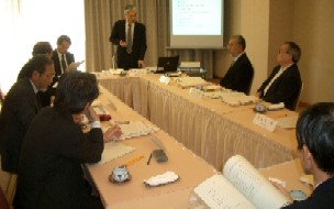 有本氏の講演