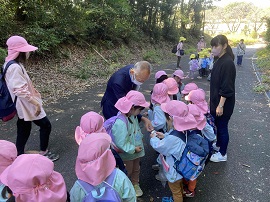 野田敦敬学長からシールをもらいました！