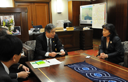 河村たかし名古屋市長と後藤学長ら