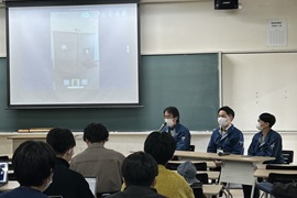 学生からの質疑に応答する大河内さん