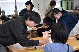 くぎを打つのは難しい！