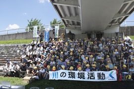 みんなのおかげで川がきれいになりました