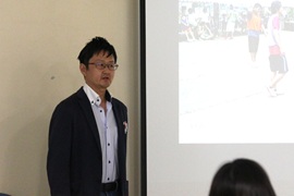 阿部亮吾教授の講義の様子