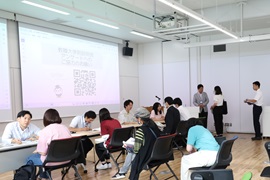 個別質問、履修相談カウンセリングの様子
