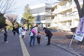 愛教ちゃんキャンディ食べて頑張ってね