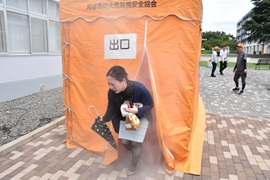 煙道体験の様子