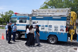 救助車見学の様子