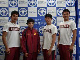 取材を受けてくれた男子リレーメンバー 左から木村さん，天野さん，中山さん，福西さん
