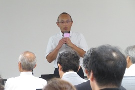 講演する福井真二教授