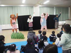 桜花学園大学・名古屋短期大学生による着ぐるみ劇（115講義室）