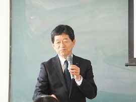 刈谷市副市長の講義の様子