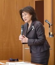 あいさつをする後藤学長