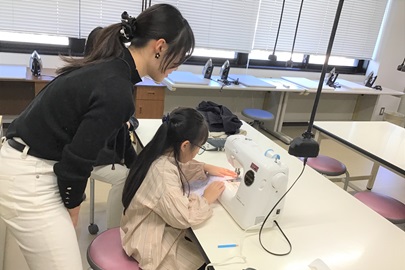 なんでもひとりで縫っちゃうよ♪（ひとりでできるもん！Sewing編）