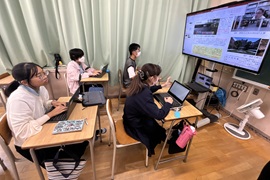 オンラインで学ぶ様子