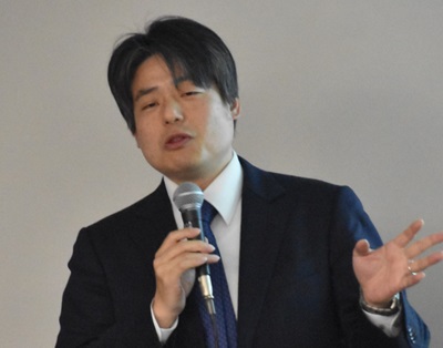 静岡大学教育学部<br>島田桂吾准教授<br>（本学教職大学院学校マネジメントコース非常勤講師）