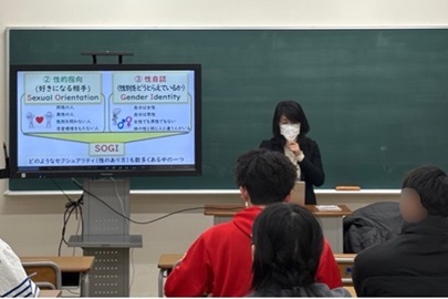 ミニ講義「あなたのままで大丈夫〜誰もが大事な一人　性の多様性の視点から〜」では、
さまざまな性の在り方について学び考える良い機会となりました！