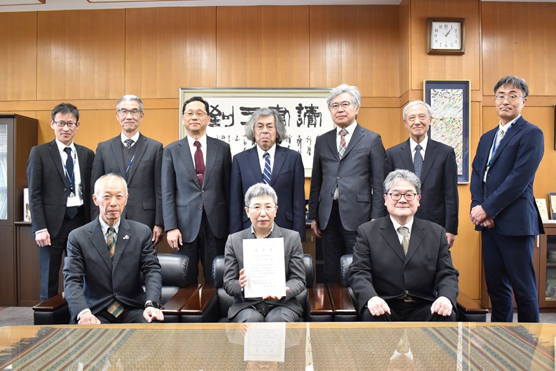 表彰後の記念写真2