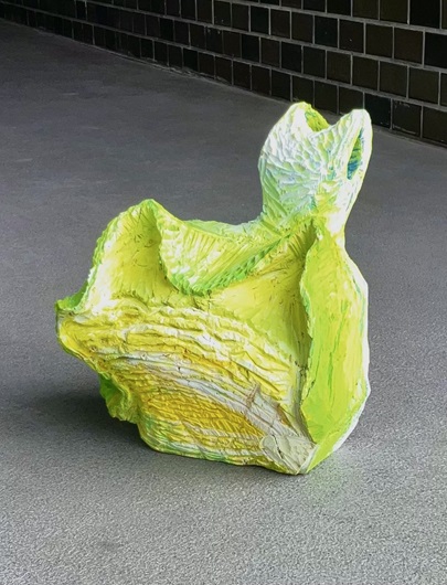 作品正面