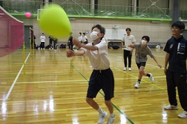 髙嶋香苗助教（保健体育講座）によるニュースポーツを体験！！