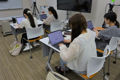 検索実習の様子