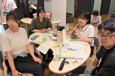 各グループによる発表