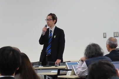 基調講演をする文部科学省の石川仙太郎氏