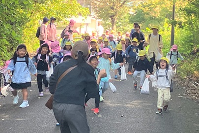 だーるーまーさーんーがー...転んだ！！！