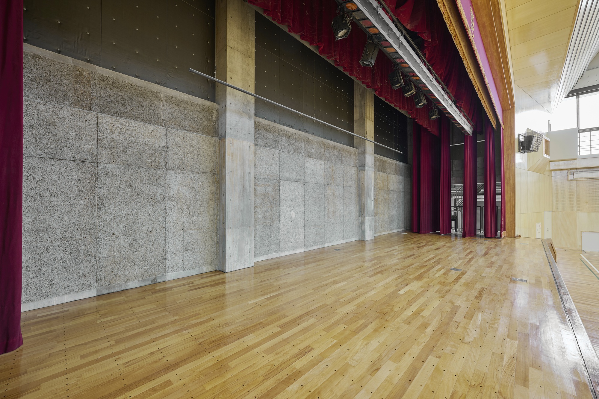 附属名古屋中学校体育館