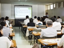 実践事例発表の様子（令和6年度）